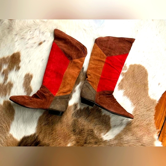 Vintage RARE Passports Suede Patchwork Knee High Low Heel Boots Red Tan Brown - Picture 2 of 15